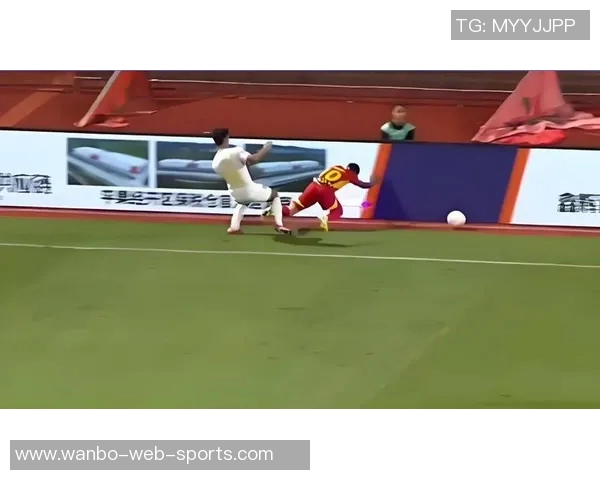 铜梁龙总经理慰问阿萨莫阿阿萨莫阿向张志雄表达理解与支持