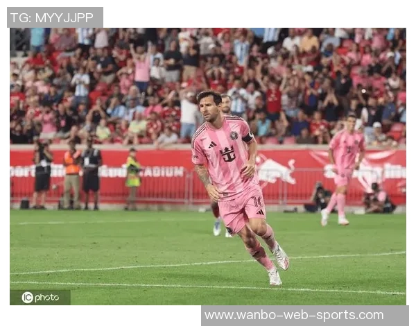 梅西本场表现惊艳2射1传数据亮眼评分高达96次射门10次展现实力